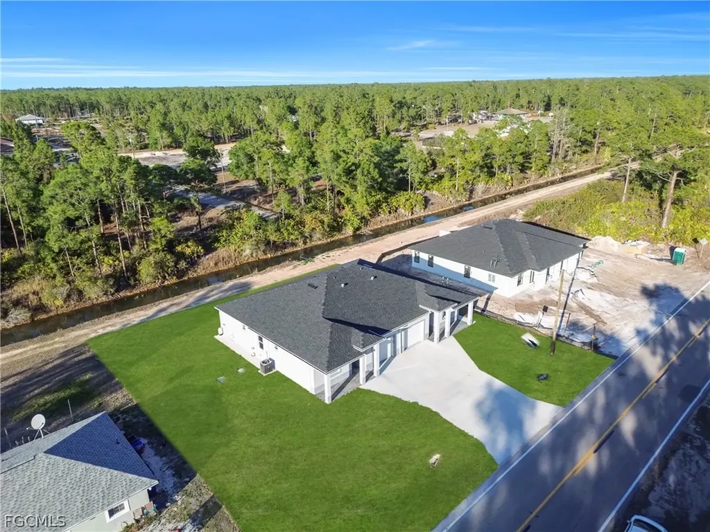 913 E 12th Street Lehigh Acres FL 33972