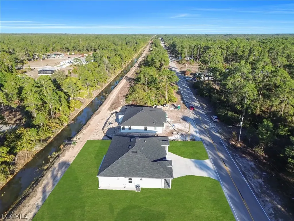 913 E 12th Street Lehigh Acres FL 33972