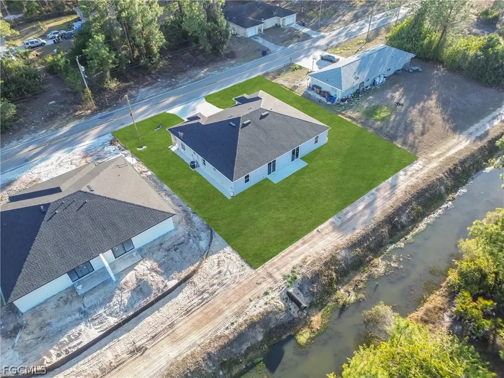 913 E 12th Street Lehigh Acres FL 33972