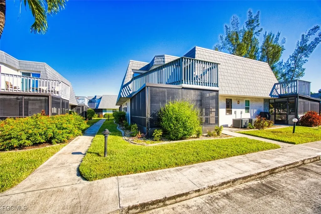 16181 Amberwood Lake Court Fort Myers FL 33908