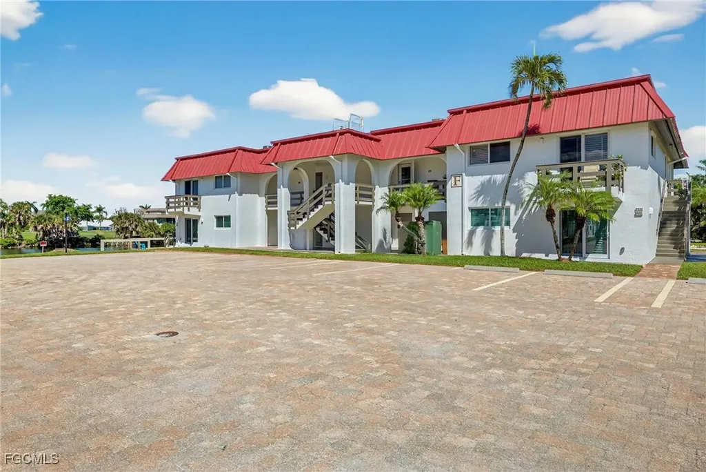 1610 Middle Gulf Drive Sanibel FL 33957