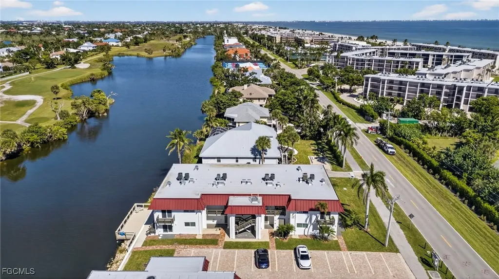 1610 Middle Gulf Drive Sanibel FL 33957
