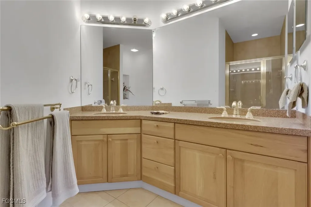 3471 Pointe Creek Court Bonita Springs FL 34134