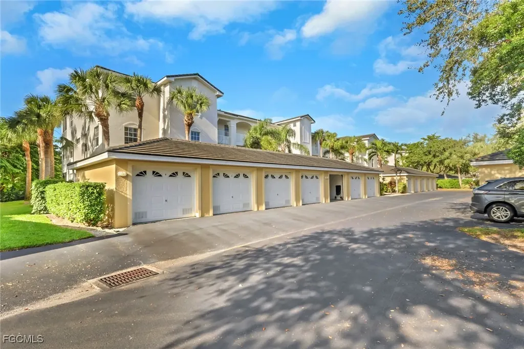 3471 Pointe Creek Court Bonita Springs FL 34134