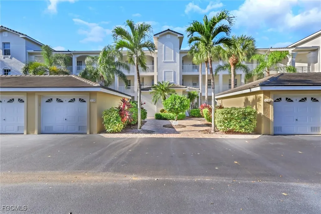 3471 Pointe Creek Court Bonita Springs FL 34134
