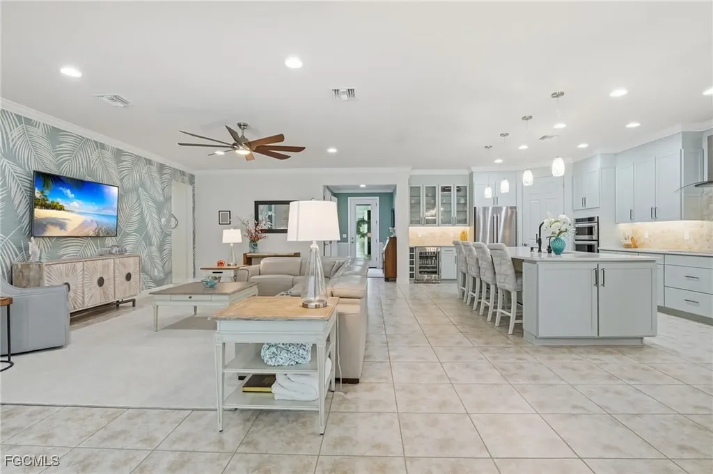 11012 Castlereagh Street Fort Myers FL 33913