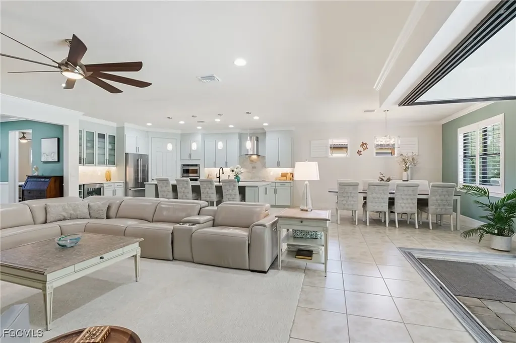 11012 Castlereagh Street Fort Myers FL 33913