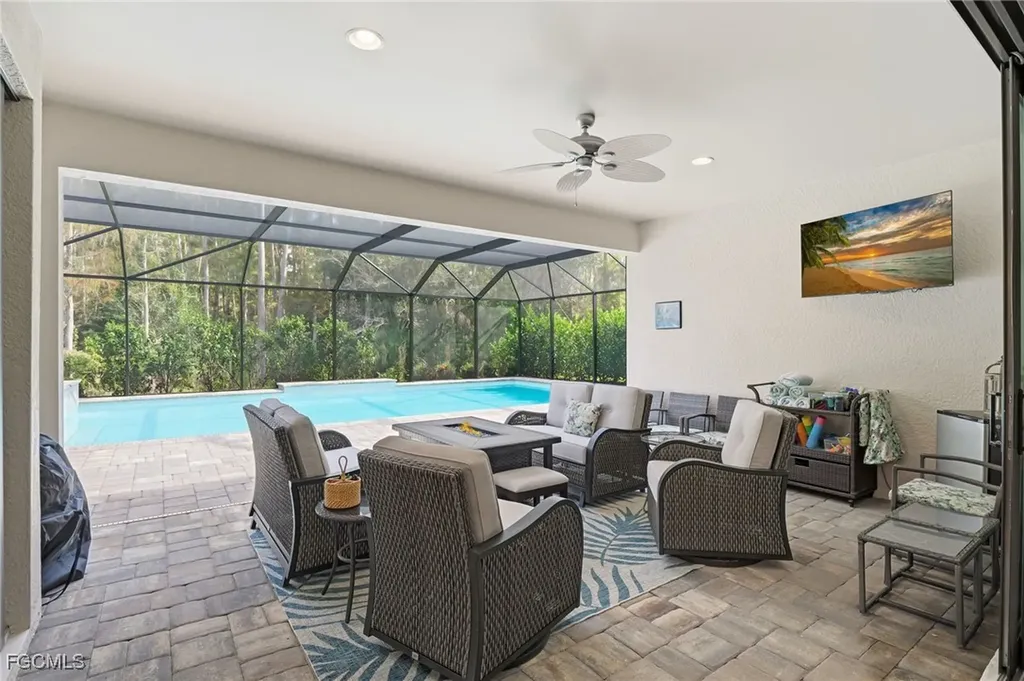 11012 Castlereagh Street Fort Myers FL 33913