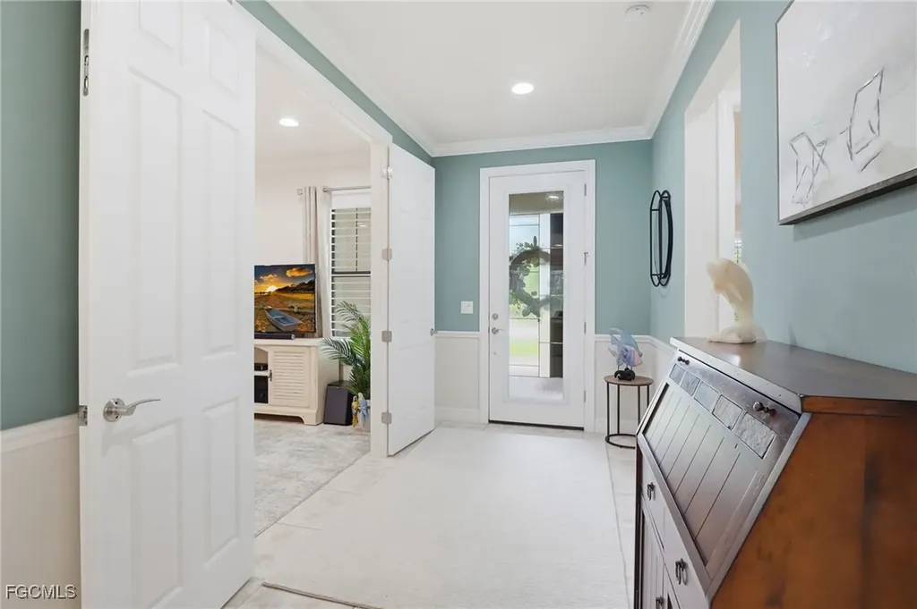 11012 Castlereagh Street Fort Myers FL 33913