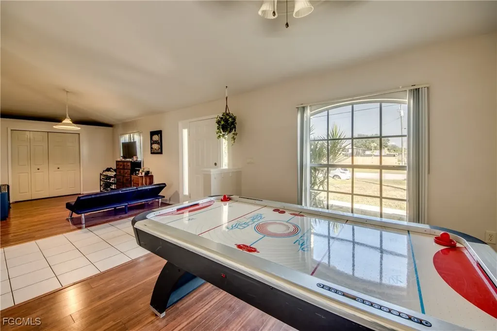 506 NE 20th Terrace Cape Coral FL 33909