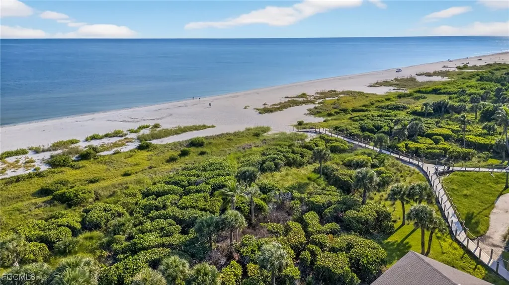 1795 Middle Gulf Drive Sanibel FL 33957