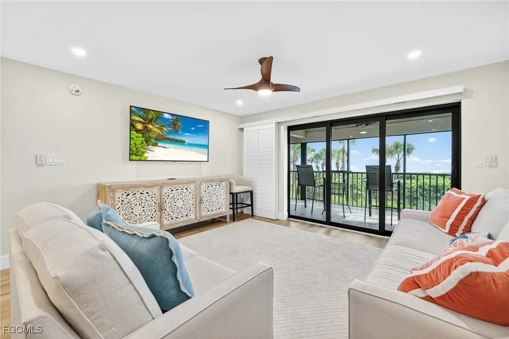 1795 Middle Gulf Drive Sanibel FL 33957