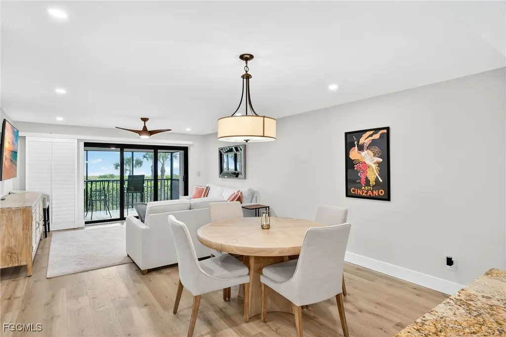 1795 Middle Gulf Drive Sanibel FL 33957