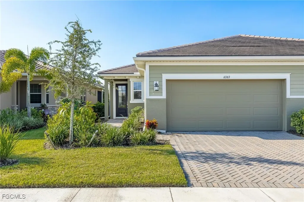 10363 Bonavie Cove Drive Fort Myers FL 33966