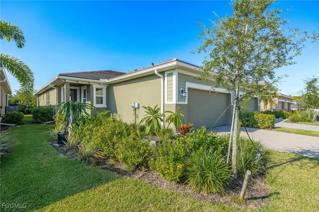 10363 Bonavie Cove Drive Fort Myers FL 33966