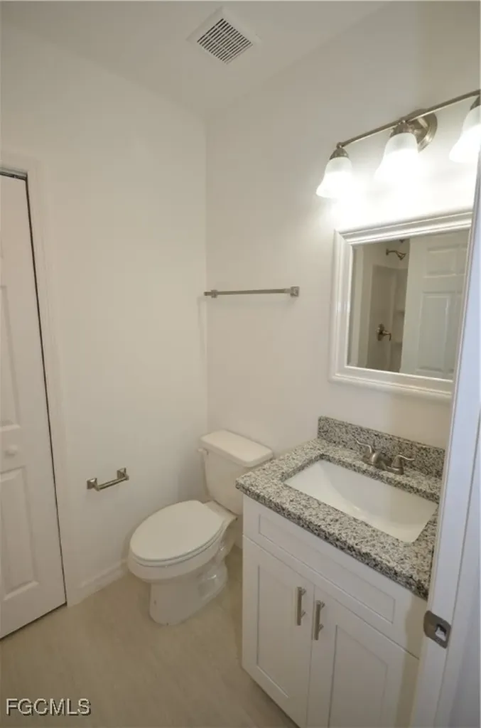 3305 Bassie Court Fort Myers FL 33916