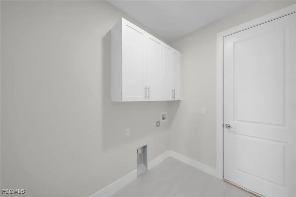 2602 NE 1st Place Cape Coral FL 33909