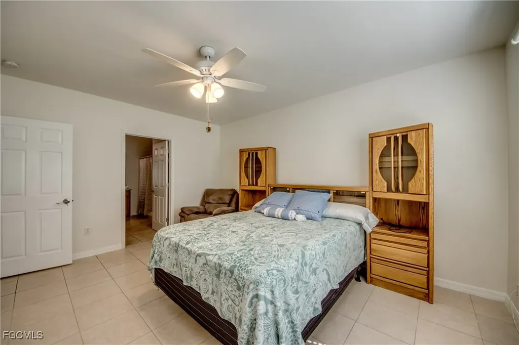 618 SW 29th Street Cape Coral FL 33914