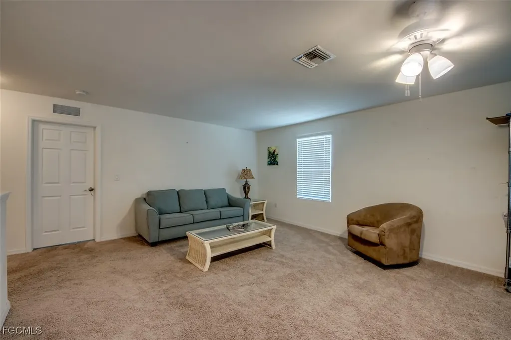 618 SW 29th Street Cape Coral FL 33914