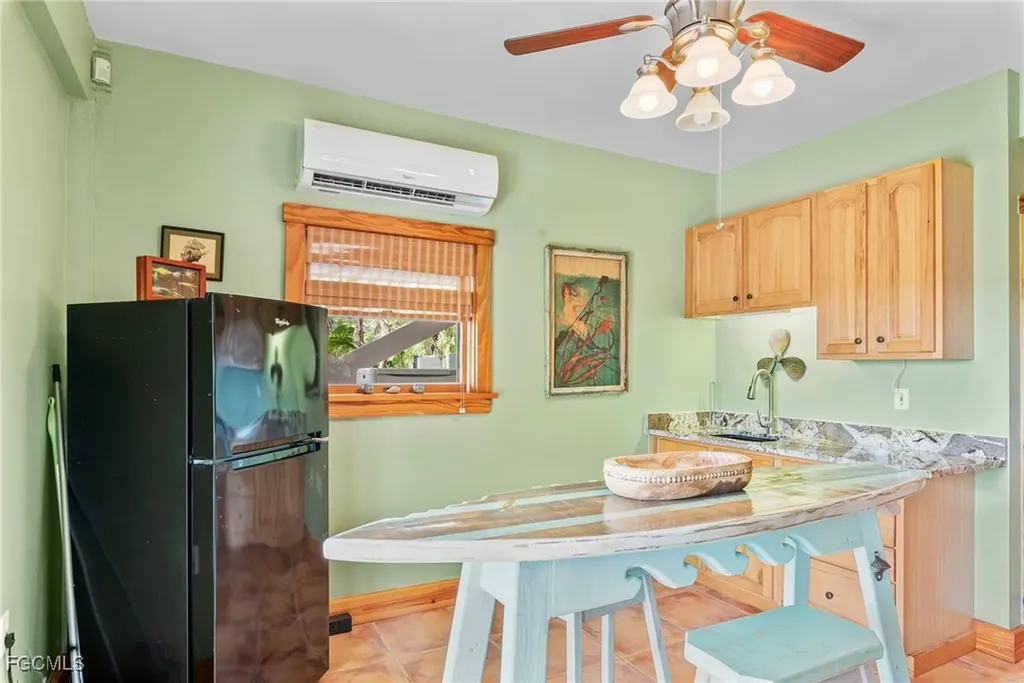 7377 Pineland Road Bokeelia FL 33922