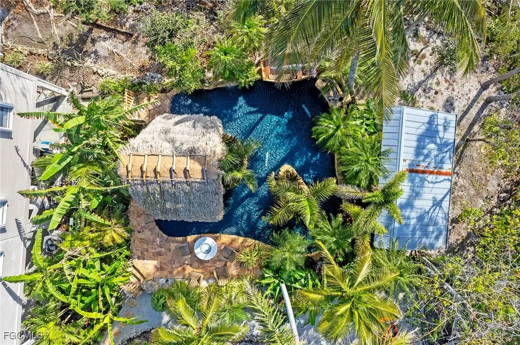 7377 Pineland Road Bokeelia FL 33922