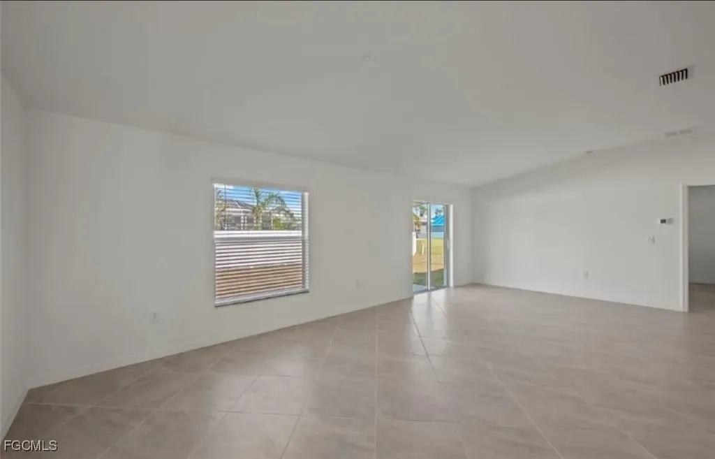 2219 NW 3rd Avenue Cape Coral FL 33993
