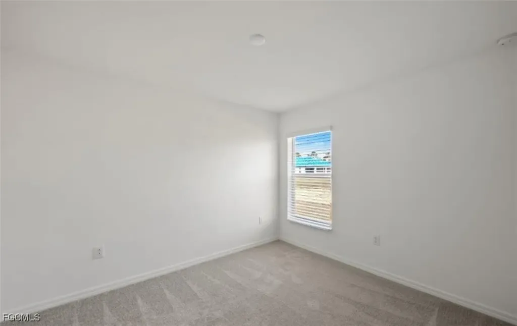 2219 NW 3rd Avenue Cape Coral FL 33993