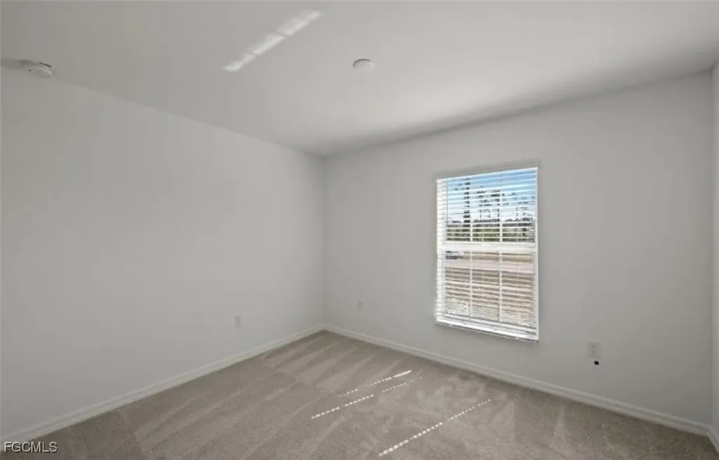 2219 NW 3rd Avenue Cape Coral FL 33993