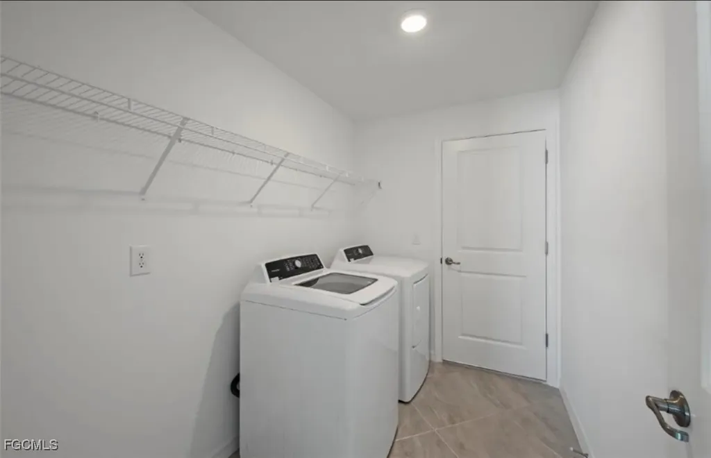 2219 NW 3rd Avenue Cape Coral FL 33993