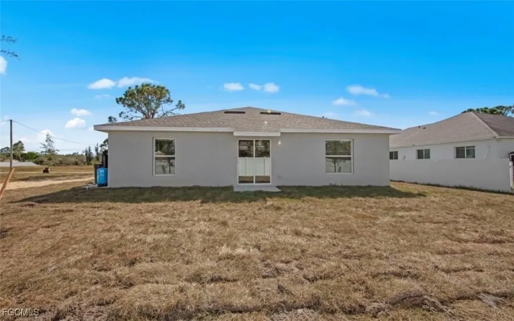 2219 NW 3rd Avenue Cape Coral FL 33993