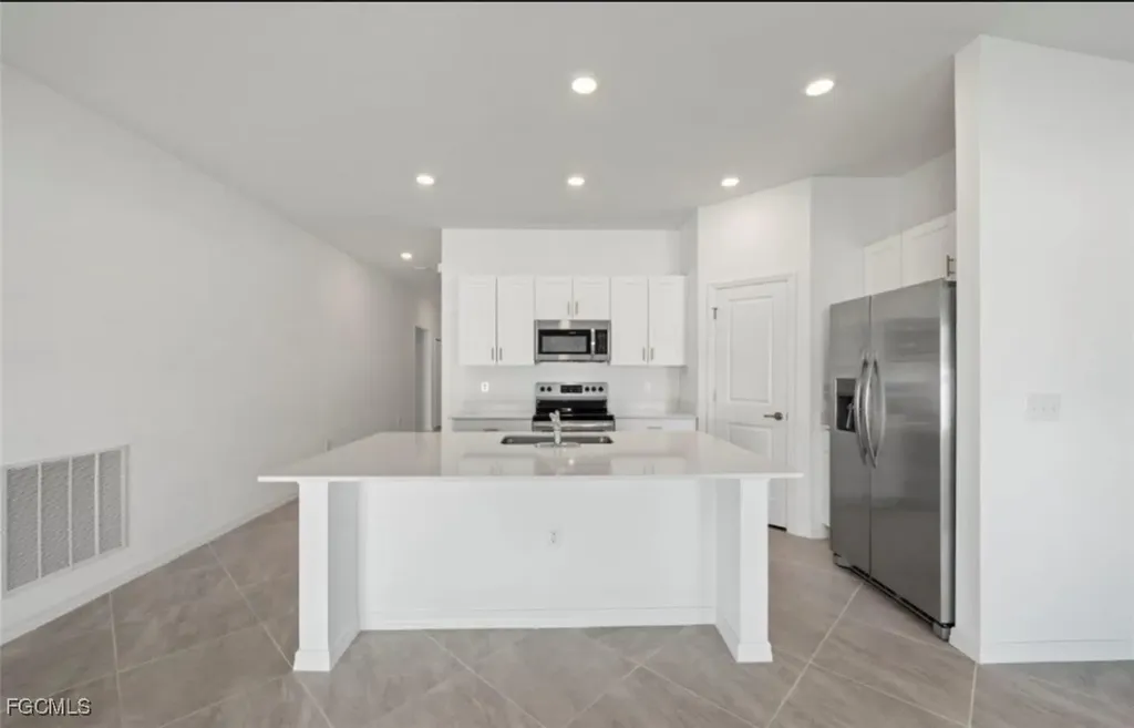 2219 NW 3rd Avenue Cape Coral FL 33993