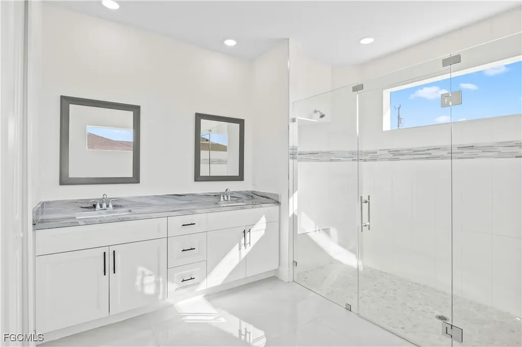 630 NW 7th Place Cape Coral FL 33993