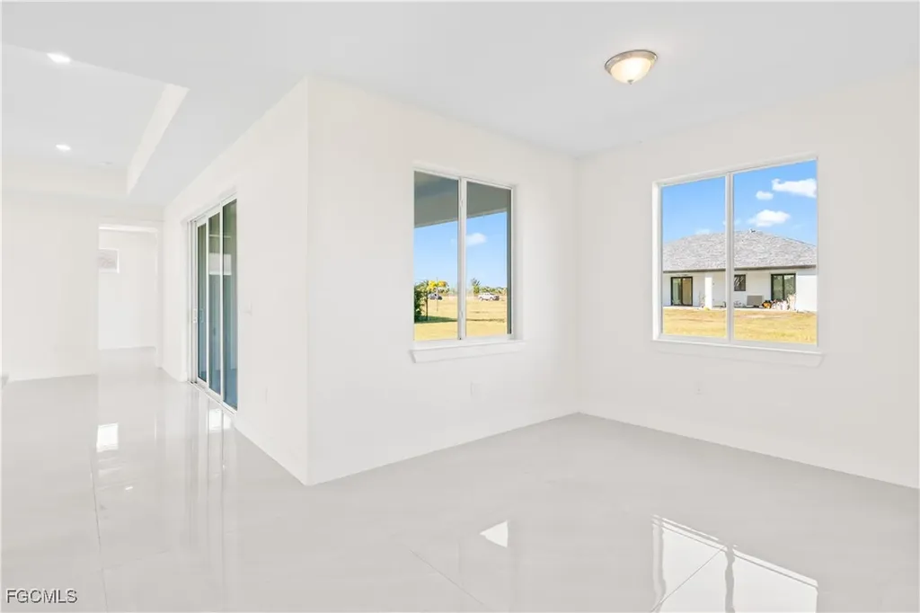 630 NW 7th Place Cape Coral FL 33993
