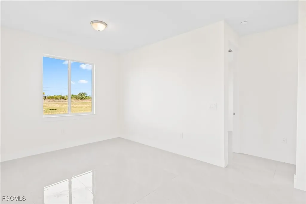 630 NW 7th Place Cape Coral FL 33993