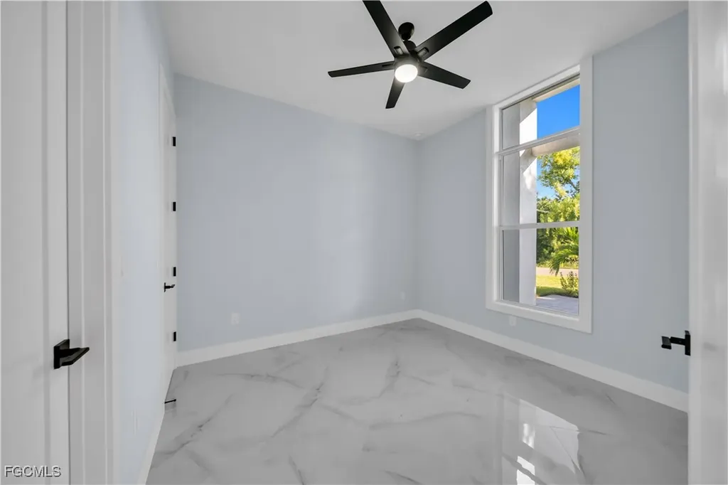 329 NE 6th Street Cape Coral FL 33909