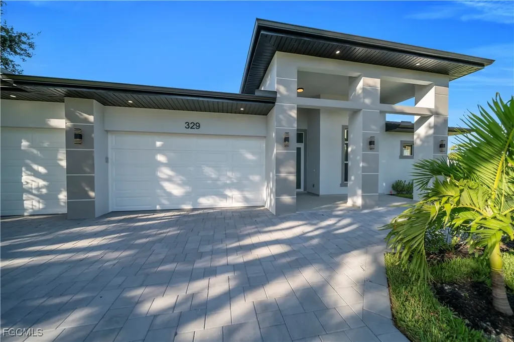 329 NE 6th Street Cape Coral FL 33909