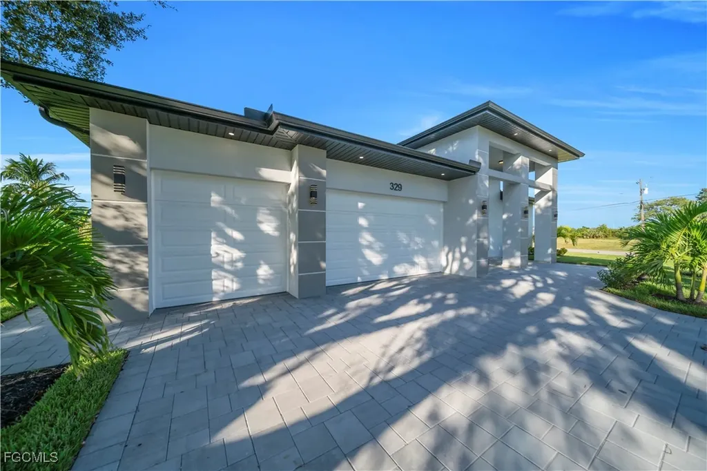 329 NE 6th Street Cape Coral FL 33909