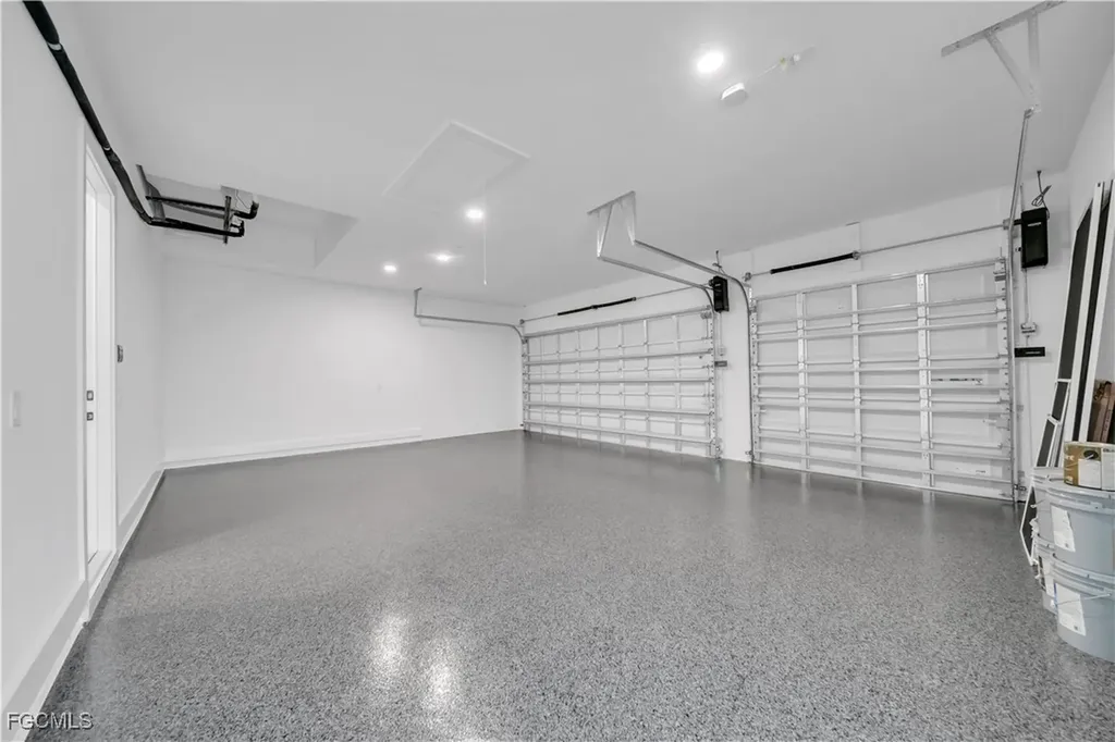 329 NE 6th Street Cape Coral FL 33909