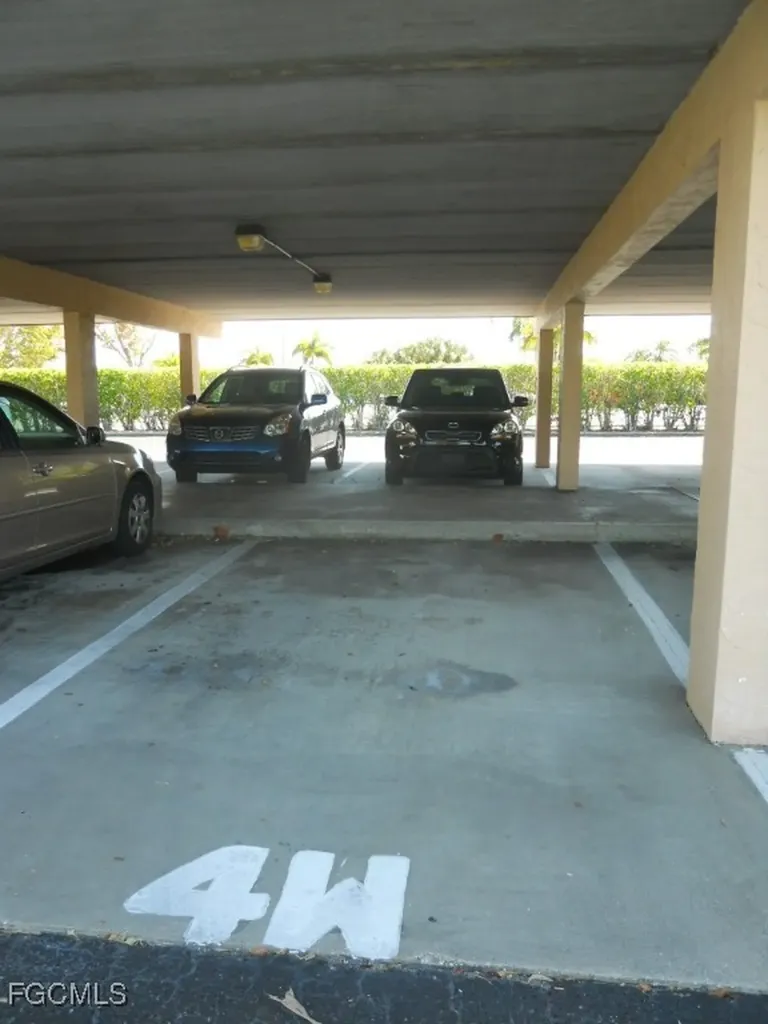 3300 N Key Drive North Fort Myers FL 33903