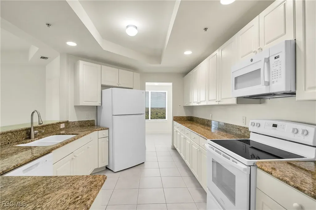 2743 1st Street Fort Myers FL 33916