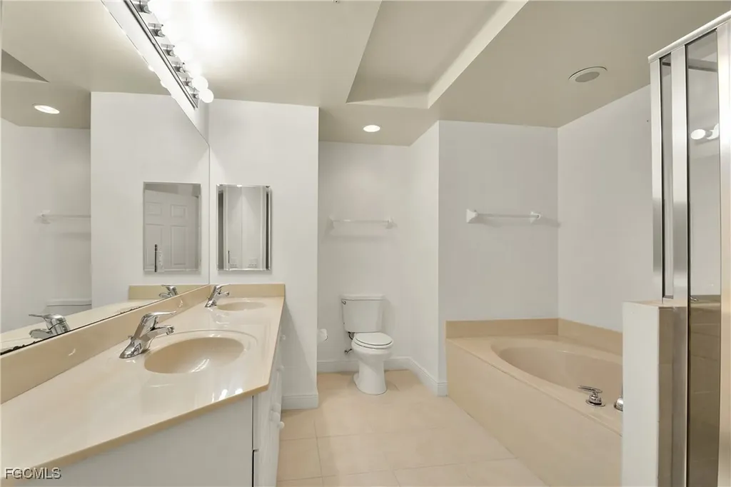 2743 1st Street Fort Myers FL 33916