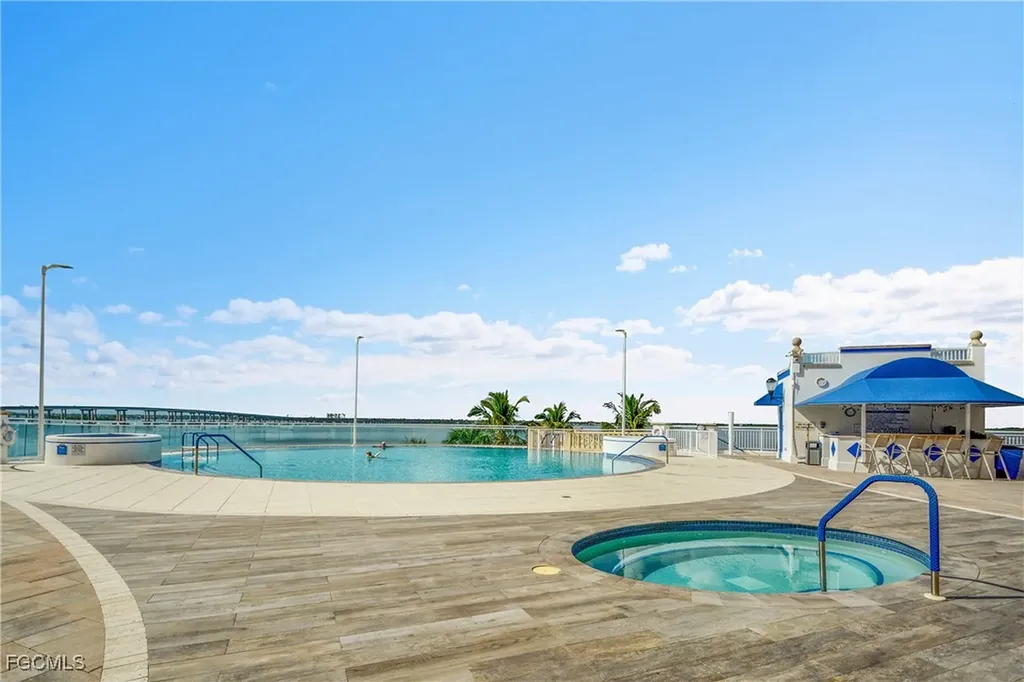 2743 1st Street Fort Myers FL 33916
