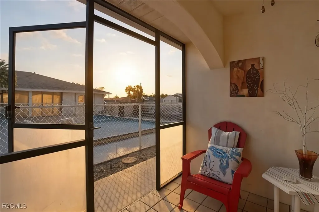 1113 Cape Coral Parkway W Cape Coral FL 33914