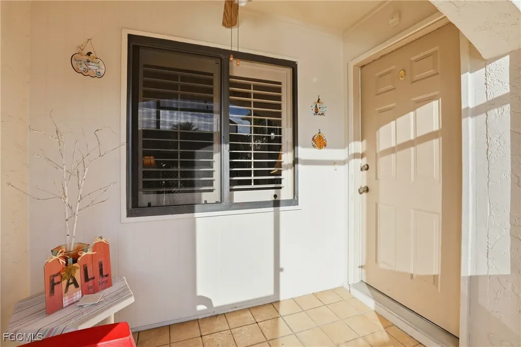 1113 Cape Coral Parkway W Cape Coral FL 33914