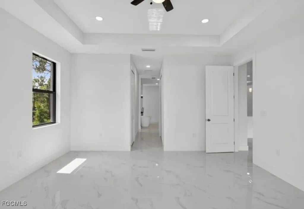 238 Narcissus Avenue S Lehigh Acres FL 33974