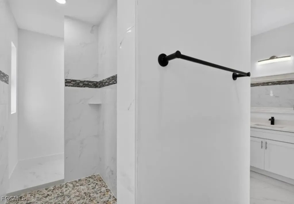 238 Narcissus Avenue S Lehigh Acres FL 33974