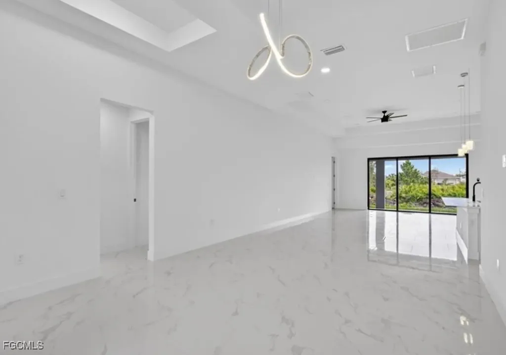 238 Narcissus Avenue S Lehigh Acres FL 33974