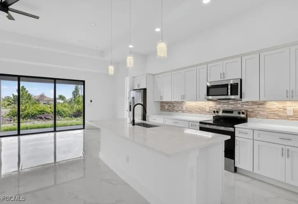 238 Narcissus Avenue S Lehigh Acres FL 33974