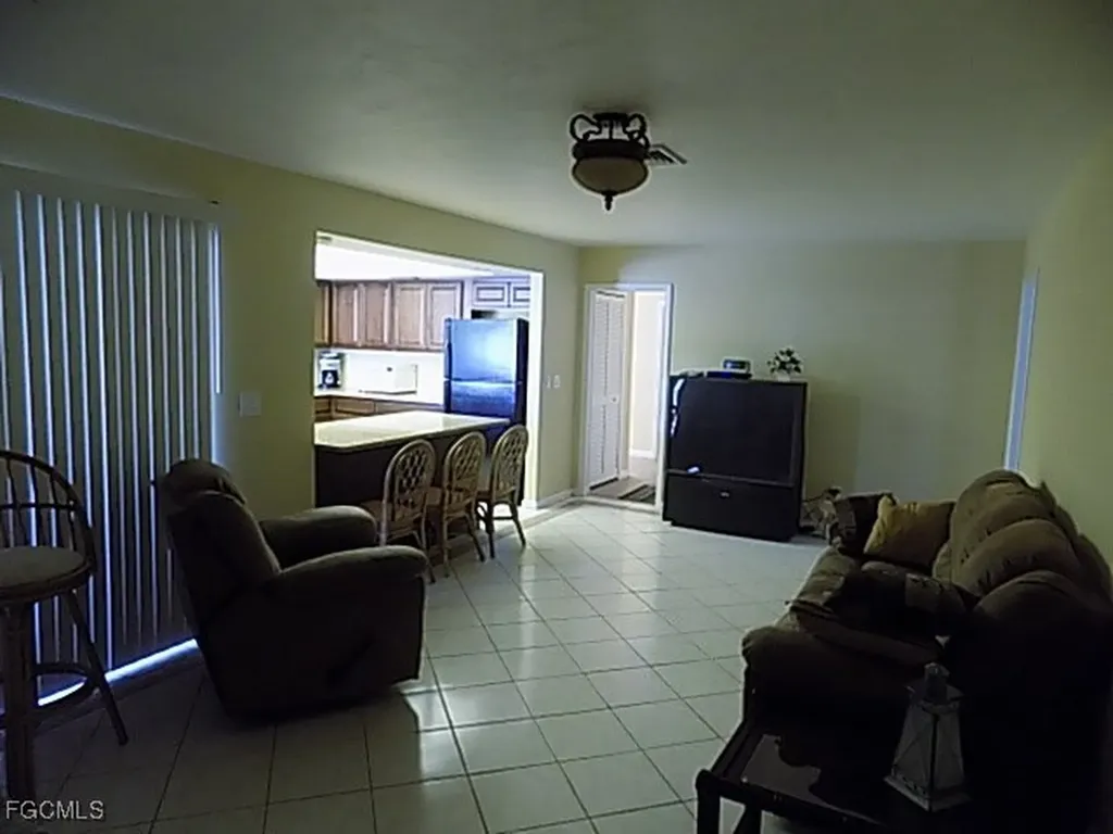 3614 SE 16th Place Cape Coral FL 33904