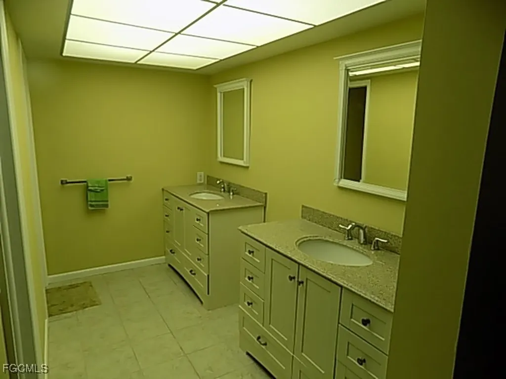 3614 SE 16th Place Cape Coral FL 33904
